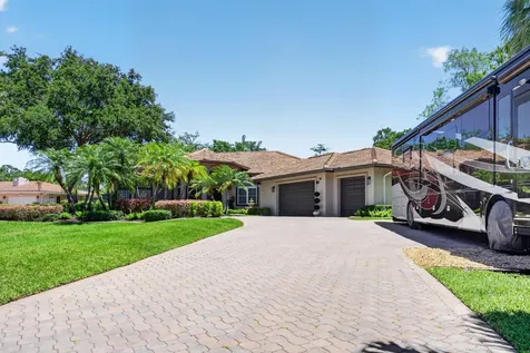 5884 NW 79th Way Parkland FL 33067