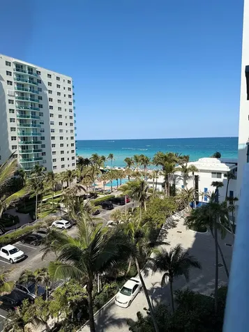 4001 S Ocean Drive Hollywood FL 33019