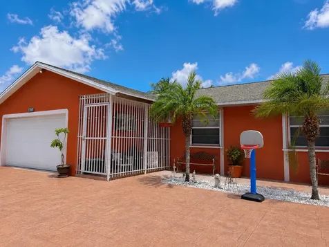 13205 SW 256th Street Homestead FL 33032