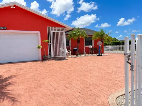 13205 SW 256th Street Homestead FL 33032