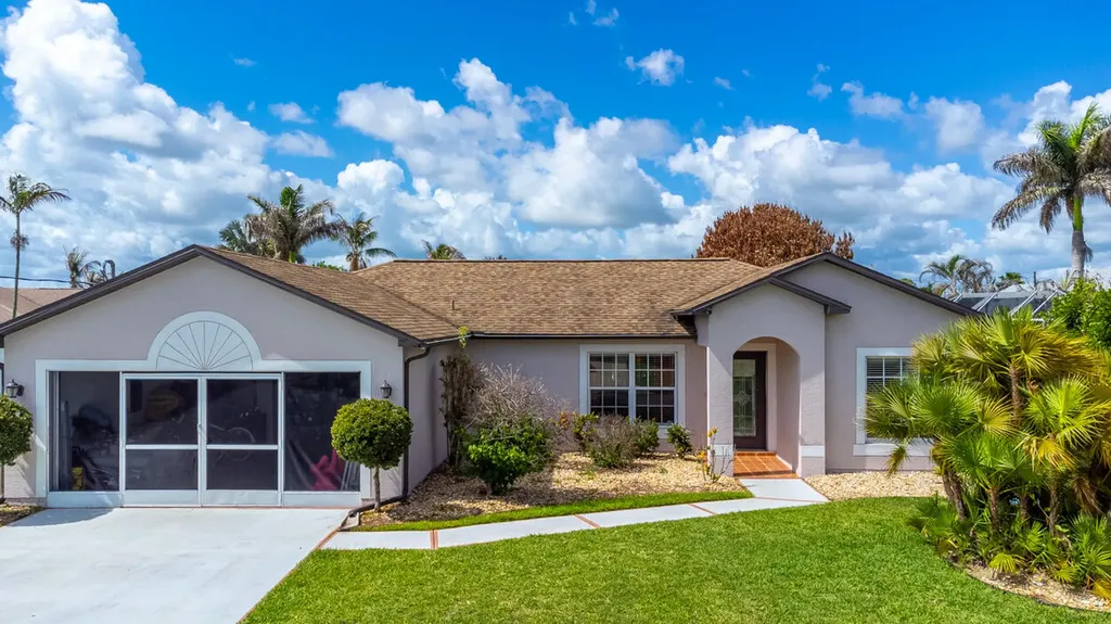 2718 SW Hamilton Avenue Port St Lucie FL 34987
