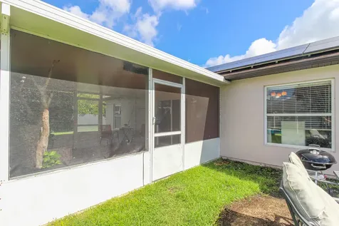 2718 SW Hamilton Avenue Port St Lucie FL 34987