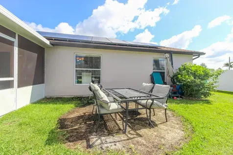 2718 SW Hamilton Avenue Port St Lucie FL 34987