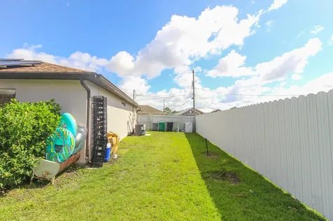 2718 SW Hamilton Avenue Port St Lucie FL 34987