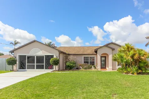 2718 SW Hamilton Avenue Port St Lucie FL 34987