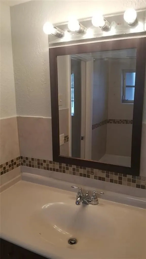 180 NE 12th Avenue Hallandale Beach FL 33009