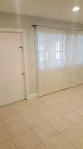 180 NE 12th Avenue Hallandale Beach FL 33009