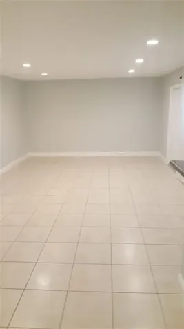 180 NE 12th Avenue Hallandale Beach FL 33009