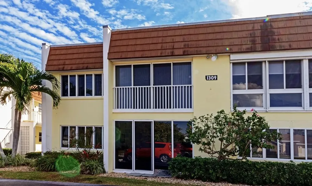 1309 Bayshore Drive Fort Pierce FL 34949