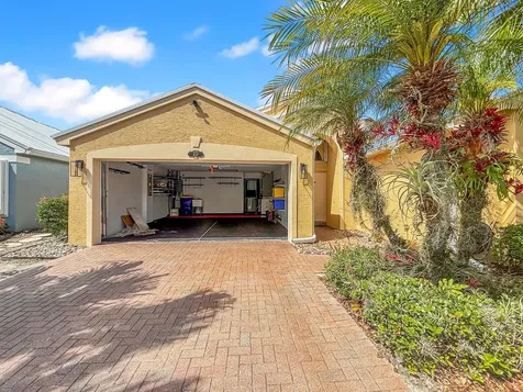 829 SE Westminster Place Stuart FL 34997