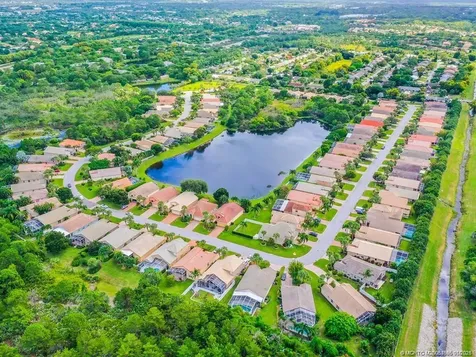829 SE Westminster Place Stuart FL 34997