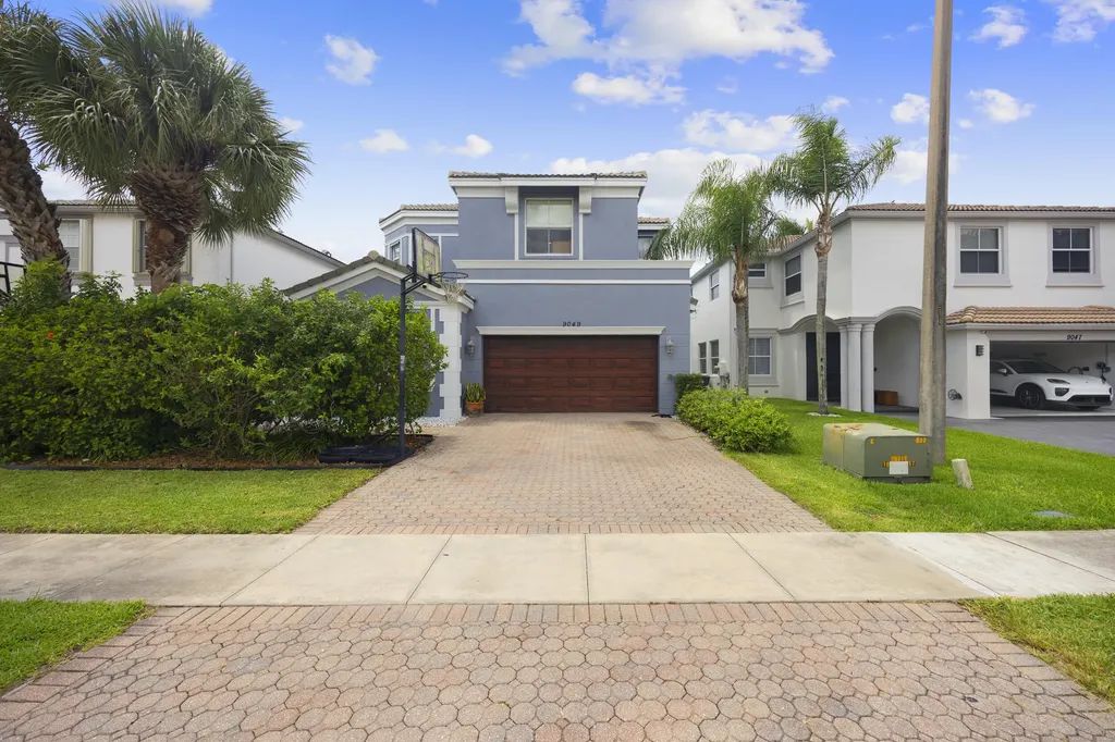 9049 Dupont Place Wellington FL 33414