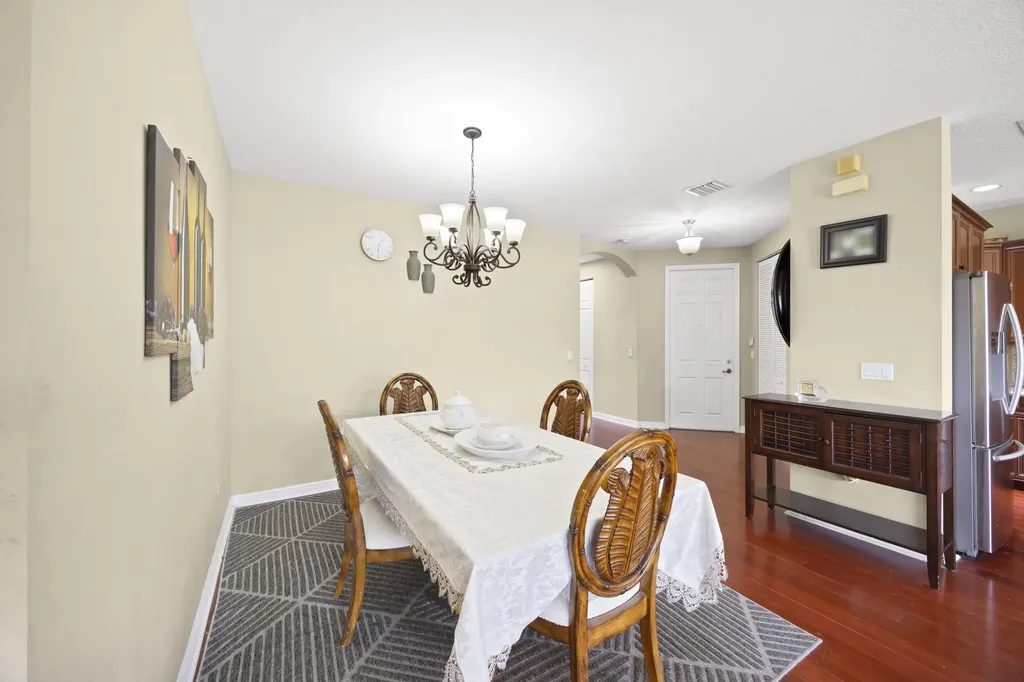 9049 Dupont Place Wellington FL 33414