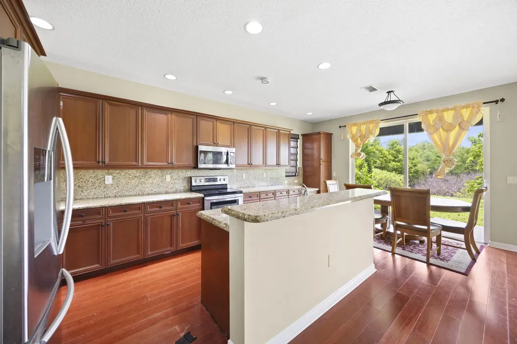 9049 Dupont Place Wellington FL 33414