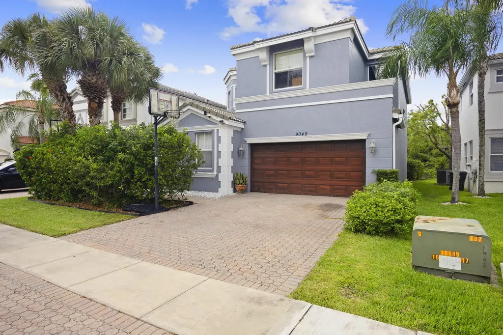 9049 Dupont Place Wellington FL 33414