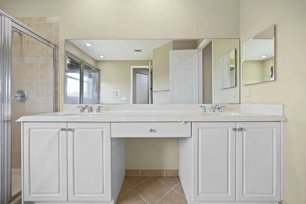 9049 Dupont Place Wellington FL 33414
