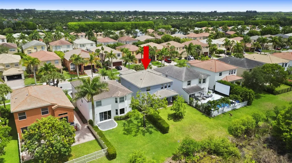 9049 Dupont Place Wellington FL 33414