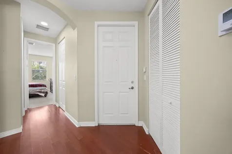 9049 Dupont Place Wellington FL 33414