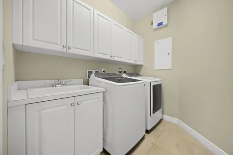 9049 Dupont Place Wellington FL 33414
