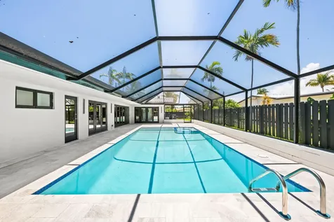 2811 NE 53rd Court Lighthouse Point FL 33064