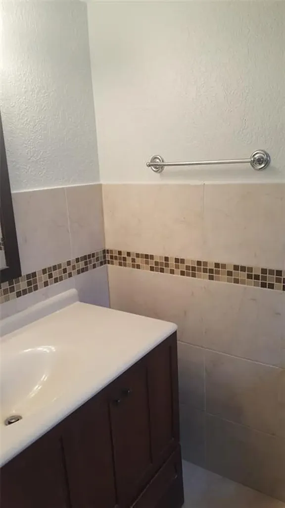180 NE 12th Avenue Hallandale Beach FL 33009