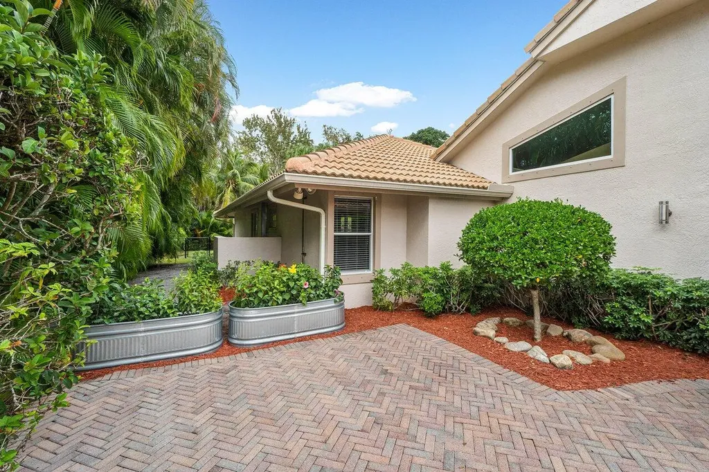 45 Dunbar Road Palm Beach Gardens FL 33418