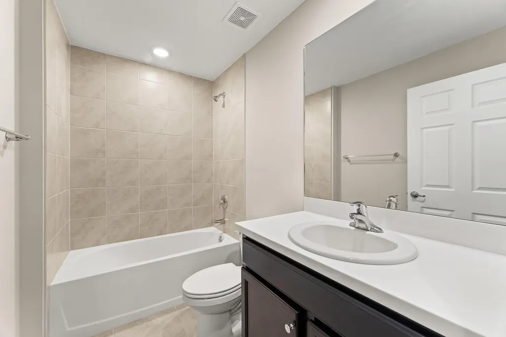 5847 NW Gillespie Avenue Port St Lucie FL 34986