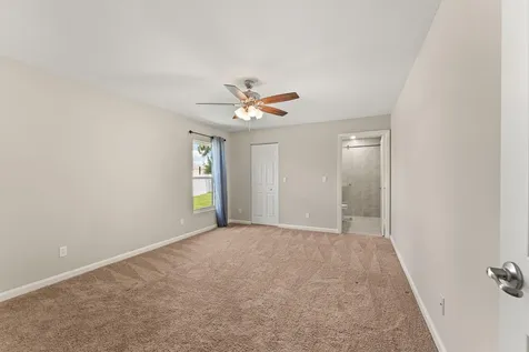 5847 NW Gillespie Avenue Port St Lucie FL 34986