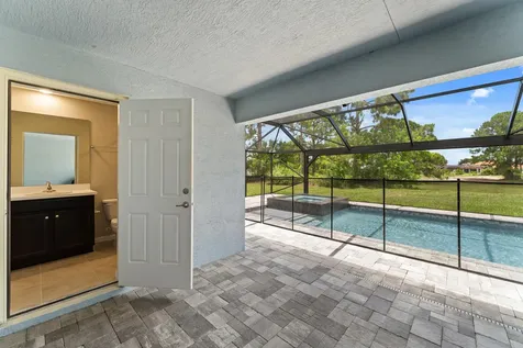 5847 NW Gillespie Avenue Port St Lucie FL 34986