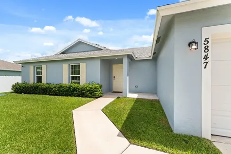 5847 NW Gillespie Avenue Port St Lucie FL 34986