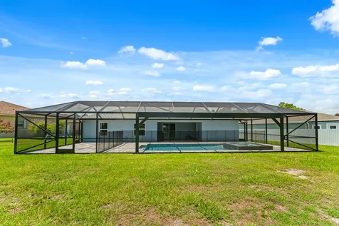 5847 NW Gillespie Avenue Port St Lucie FL 34986