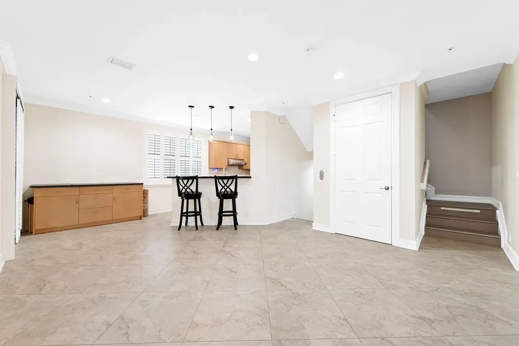 3235 NE 13th Street Pompano Beach FL 33062