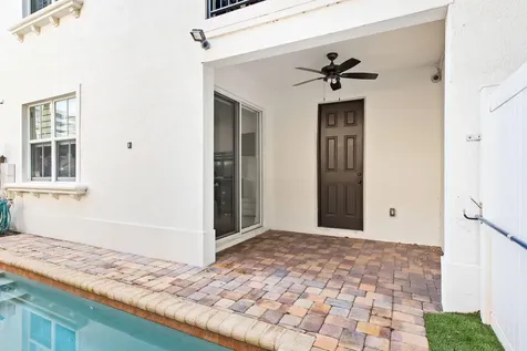 3235 NE 13th Street Pompano Beach FL 33062