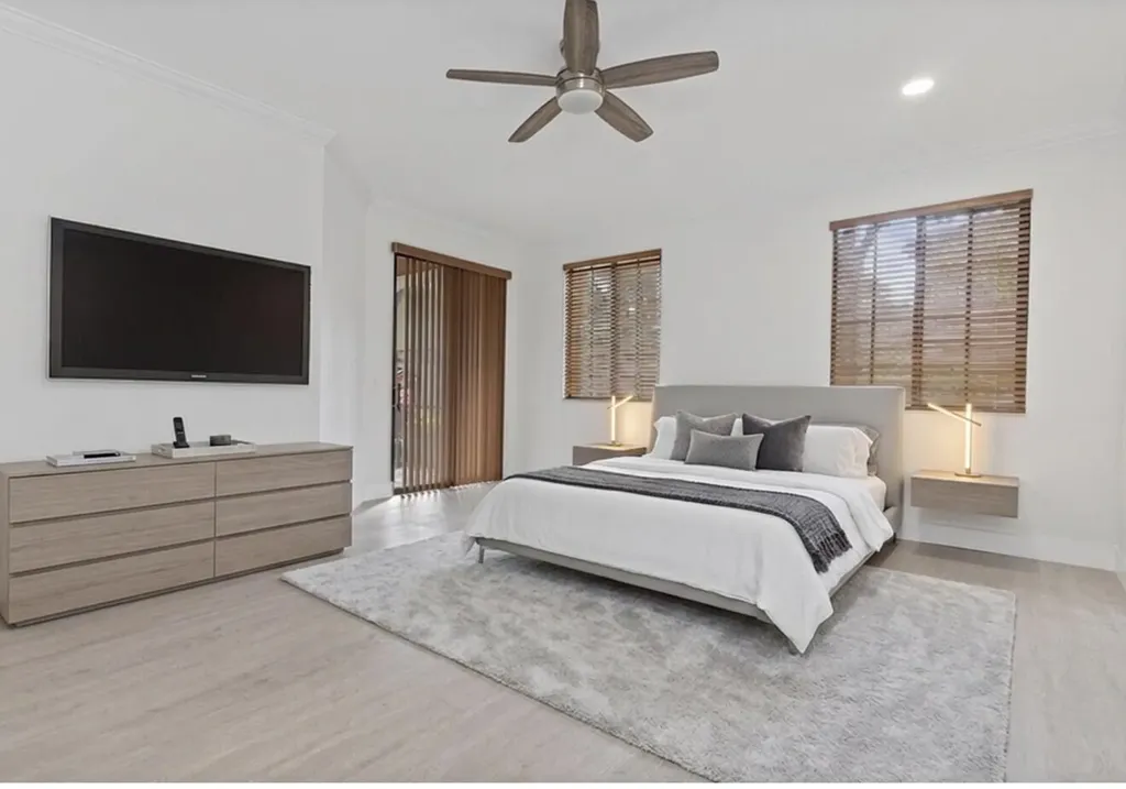 2742 Kinsington Circle Weston FL 33332