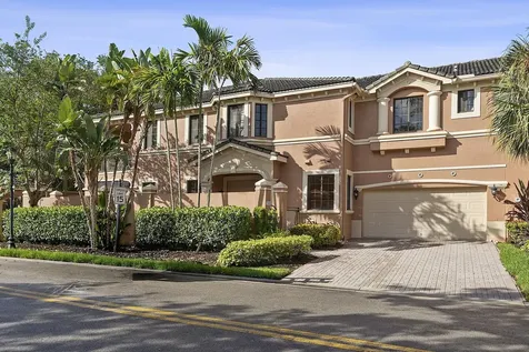 2742 Kinsington Circle Weston FL 33332