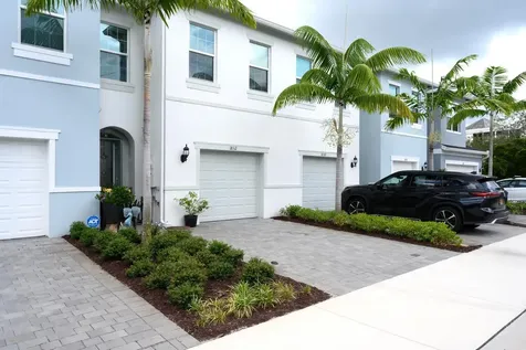 1832 SE Roxy Way Stuart FL 34996