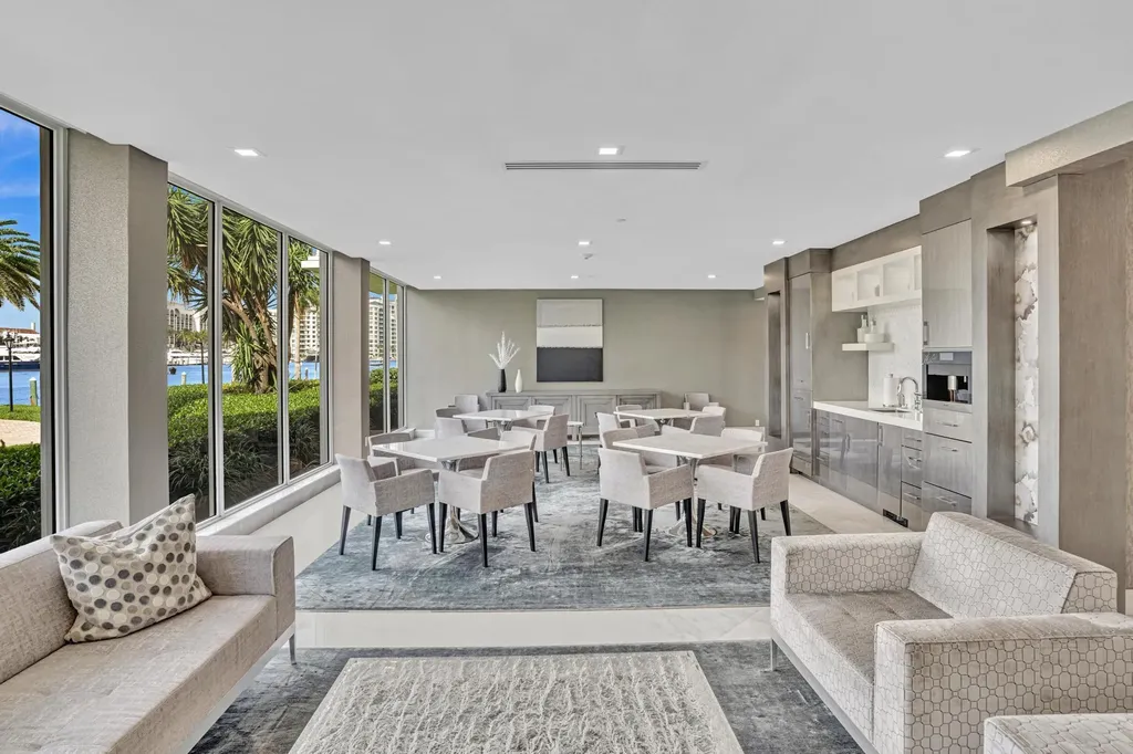 701 E Camino Real Boca Raton FL 33432