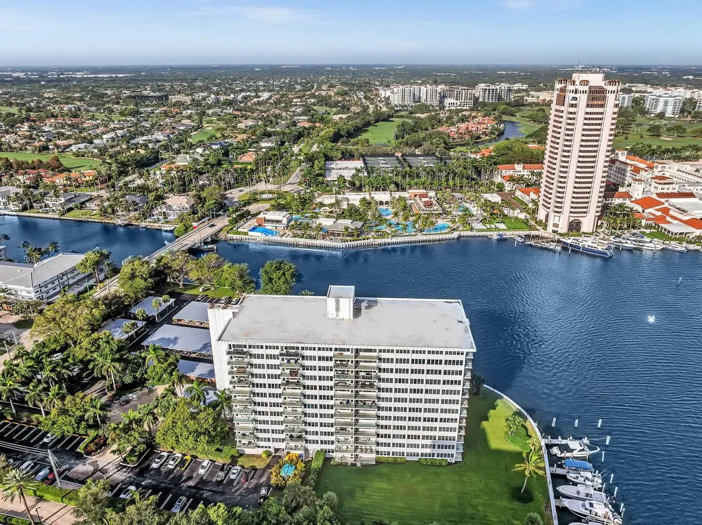 701 E Camino Real Boca Raton FL 33432