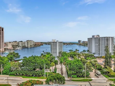 701 E Camino Real Boca Raton FL 33432