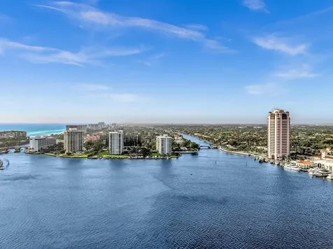 701 E Camino Real Boca Raton FL 33432