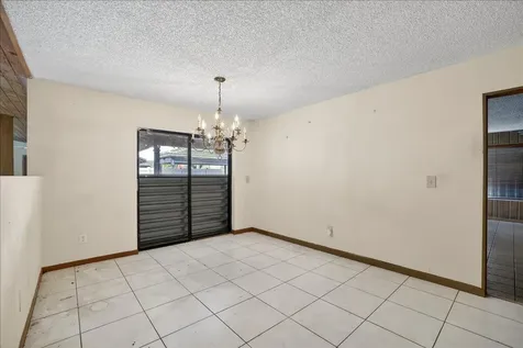 4240 NW 74th Avenue Lauderhill FL 33319