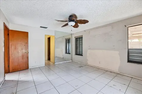 4240 NW 74th Avenue Lauderhill FL 33319