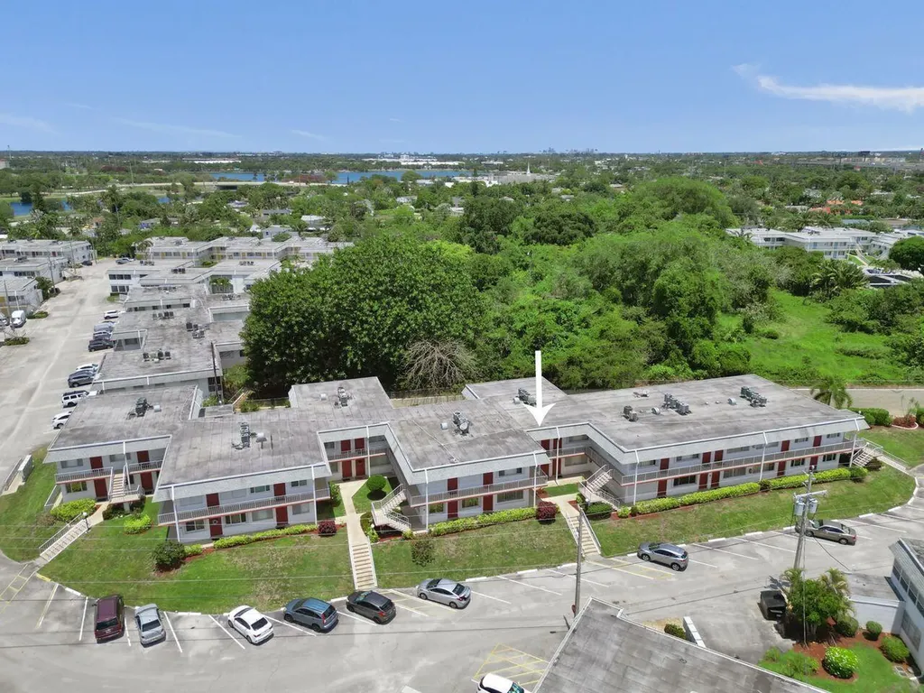 3120 Cynthia Lane Lake Worth Beach FL 33461
