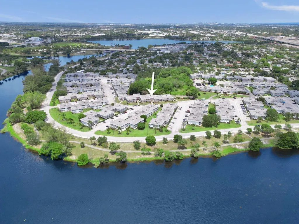 3120 Cynthia Lane Lake Worth Beach FL 33461