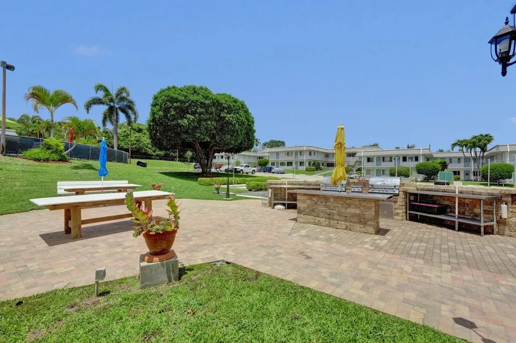 3120 Cynthia Lane Lake Worth Beach FL 33461