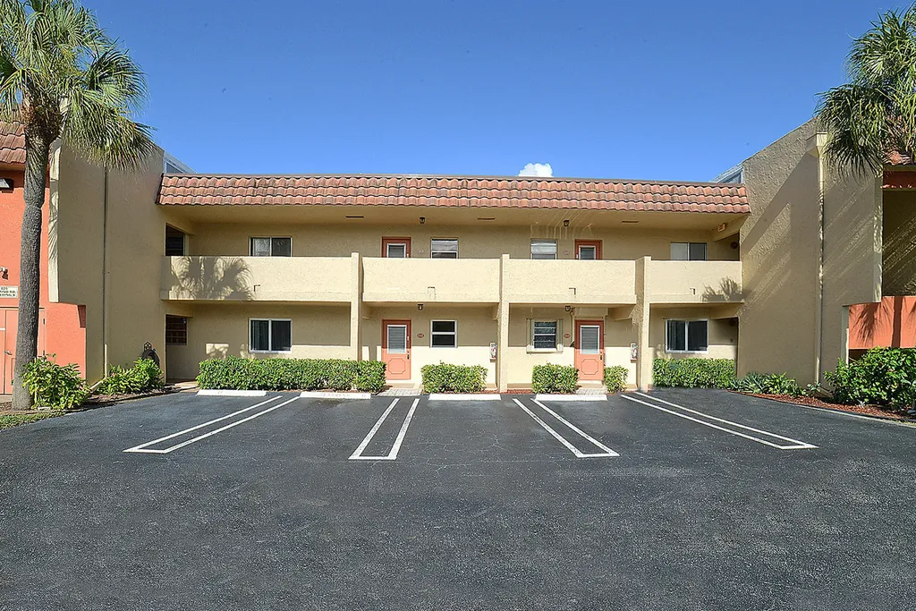 829 Camino Road Delray Beach FL 33445