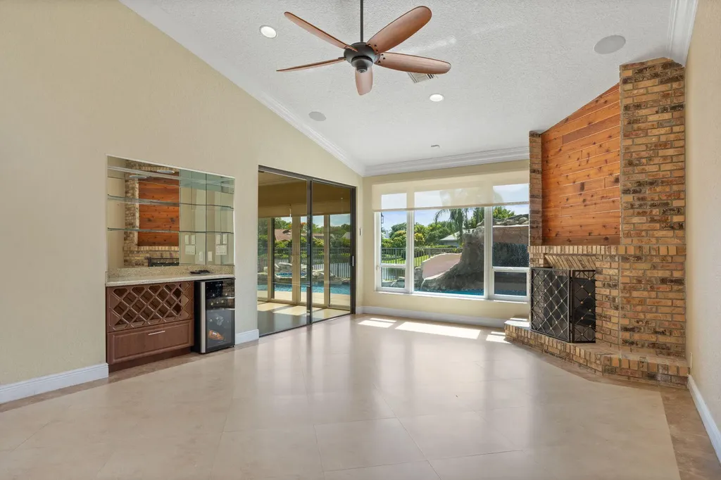 11220 NW 2nd Manor Coral Springs FL 33071