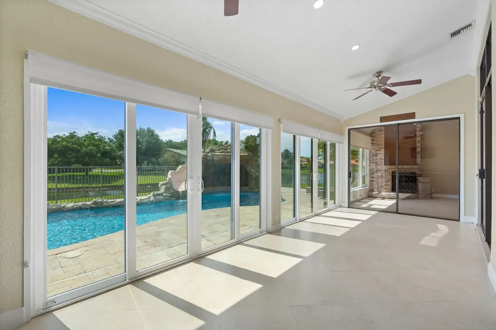 11220 NW 2nd Manor Coral Springs FL 33071