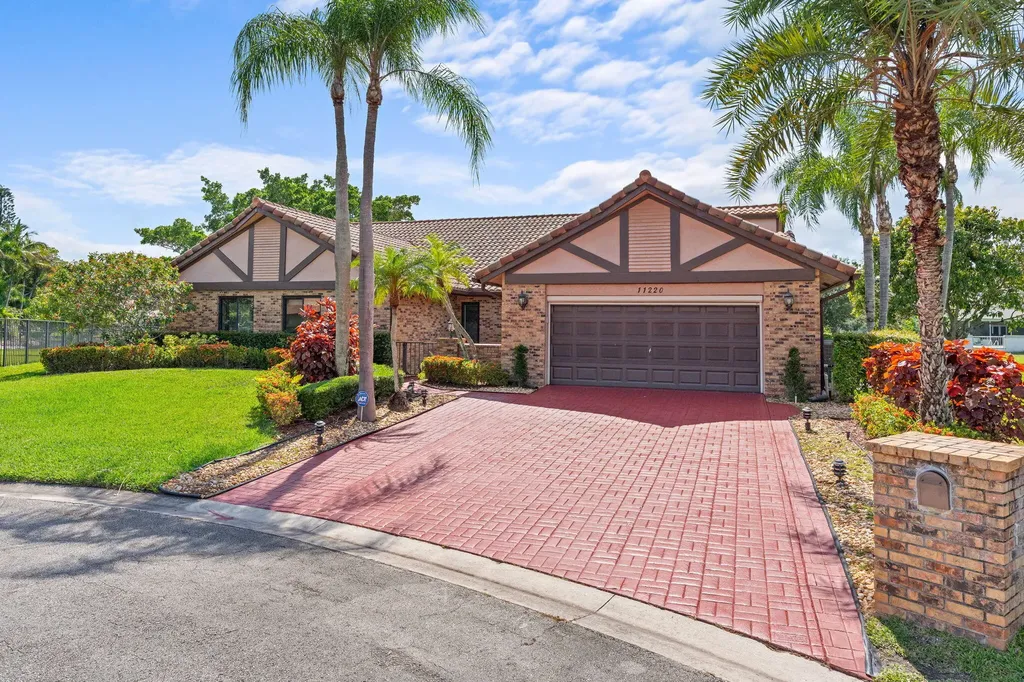 11220 NW 2nd Manor Coral Springs FL 33071