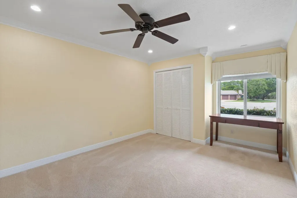 11220 NW 2nd Manor Coral Springs FL 33071
